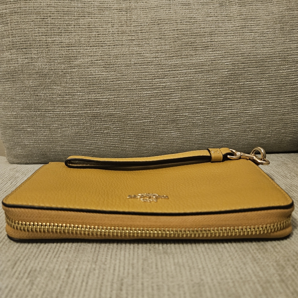 Coach Gold Leather Accordion Wristlet - Picture 3 of 5